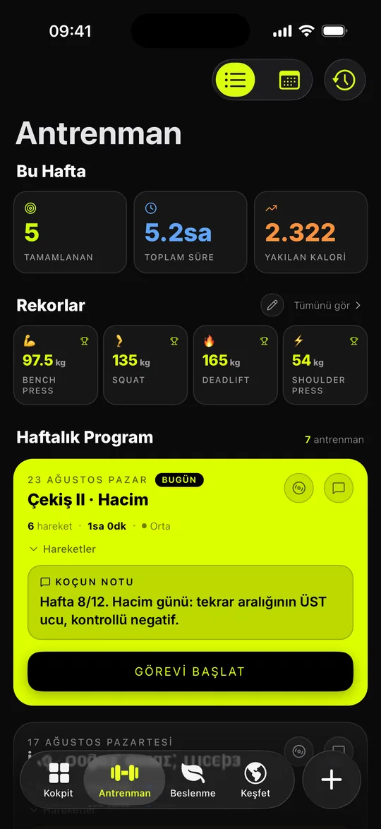 Sporcu uygulaması antrenman ekranı: haftalık program ve rekorlar